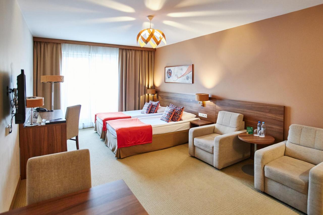 Arche Hotel Pulawska Residence Варшава Экстерьер фото